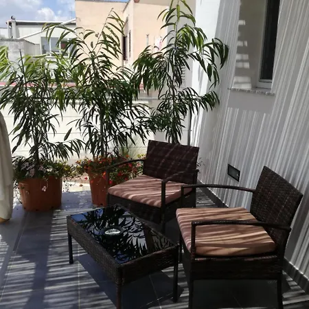 Vianova Affittacamere Giurdignano Exterior foto